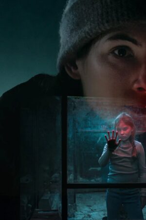 Dưới Mái Vòm Thủy Tinh